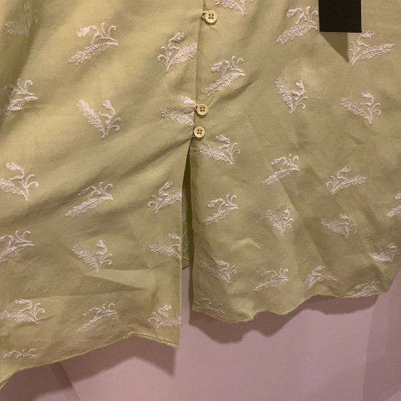 NWT Bell sleeve top - white embroidery & silver beading PALE LIME US XL - Picture 12 of 12